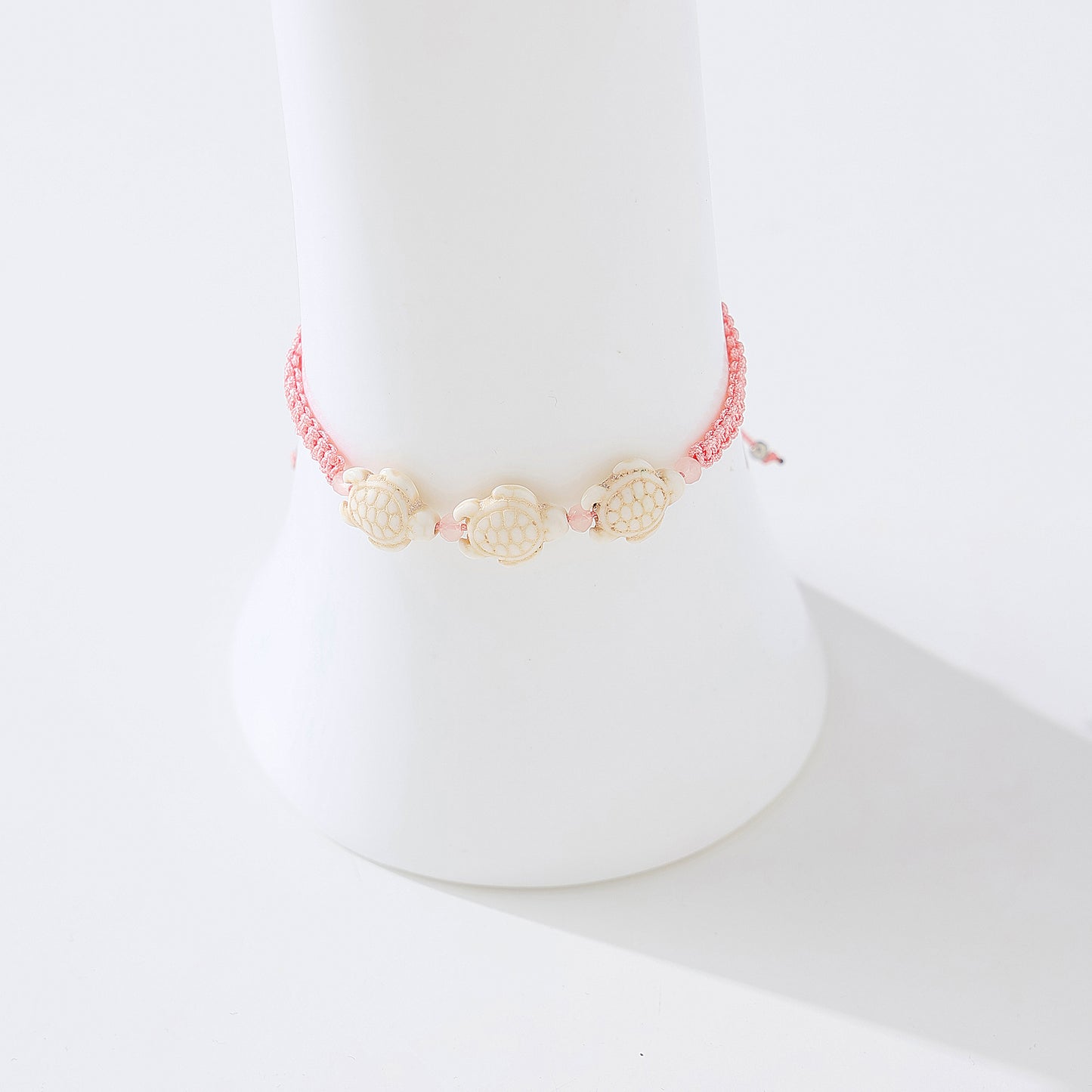 Adorable White Turtle Bead String Bracelets - Ocean-Inspired Jewelry for Kids & Adults, Adjustable & Stackable Designs