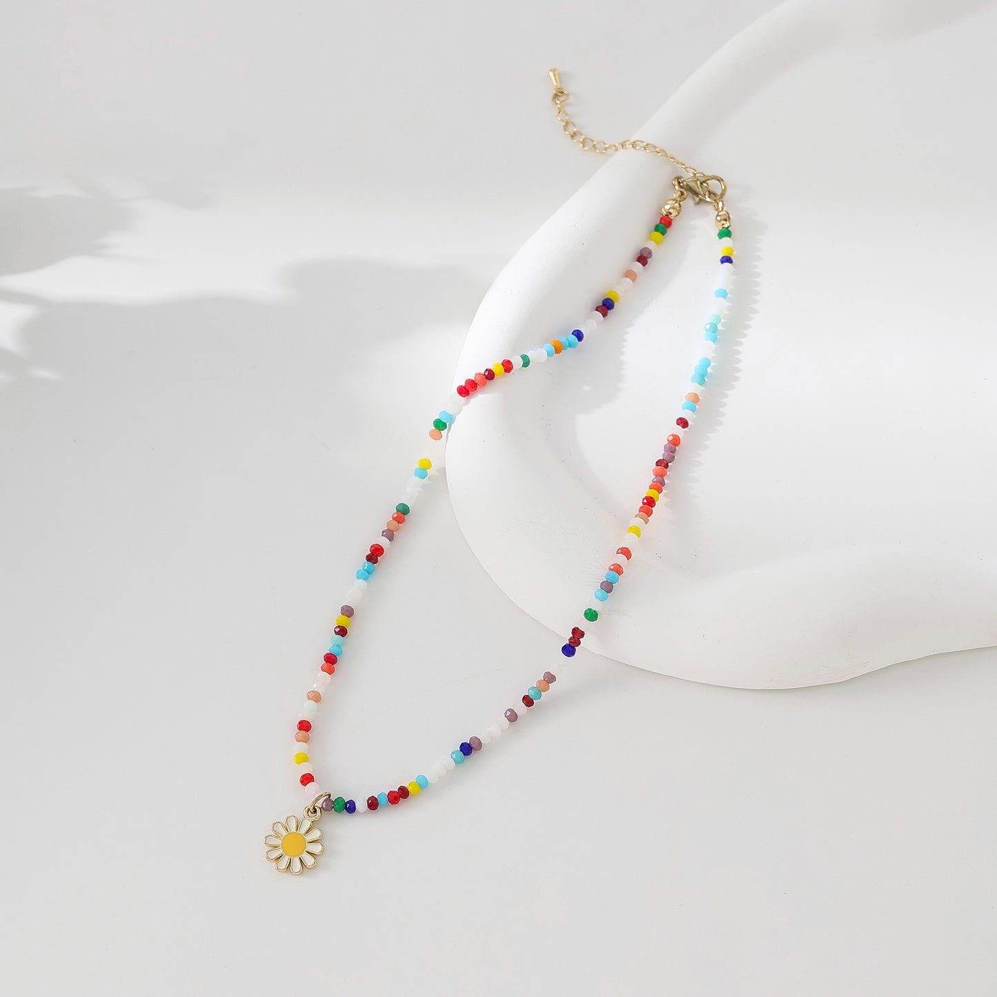 Charming Daisy - Adorned Multicolor Bead Necklace for Women