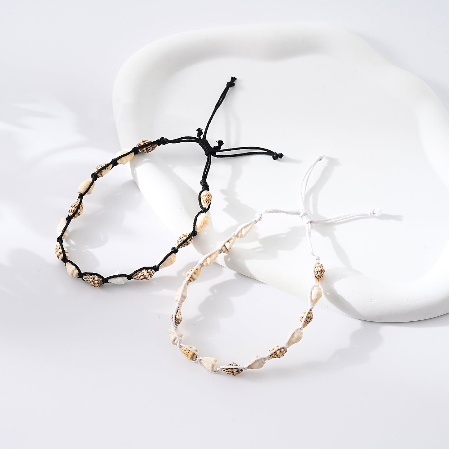 1pc Unisex Handmade Shell Anklet with Black/White Cord - Coastal Beach Jewelry for Summer Vacation