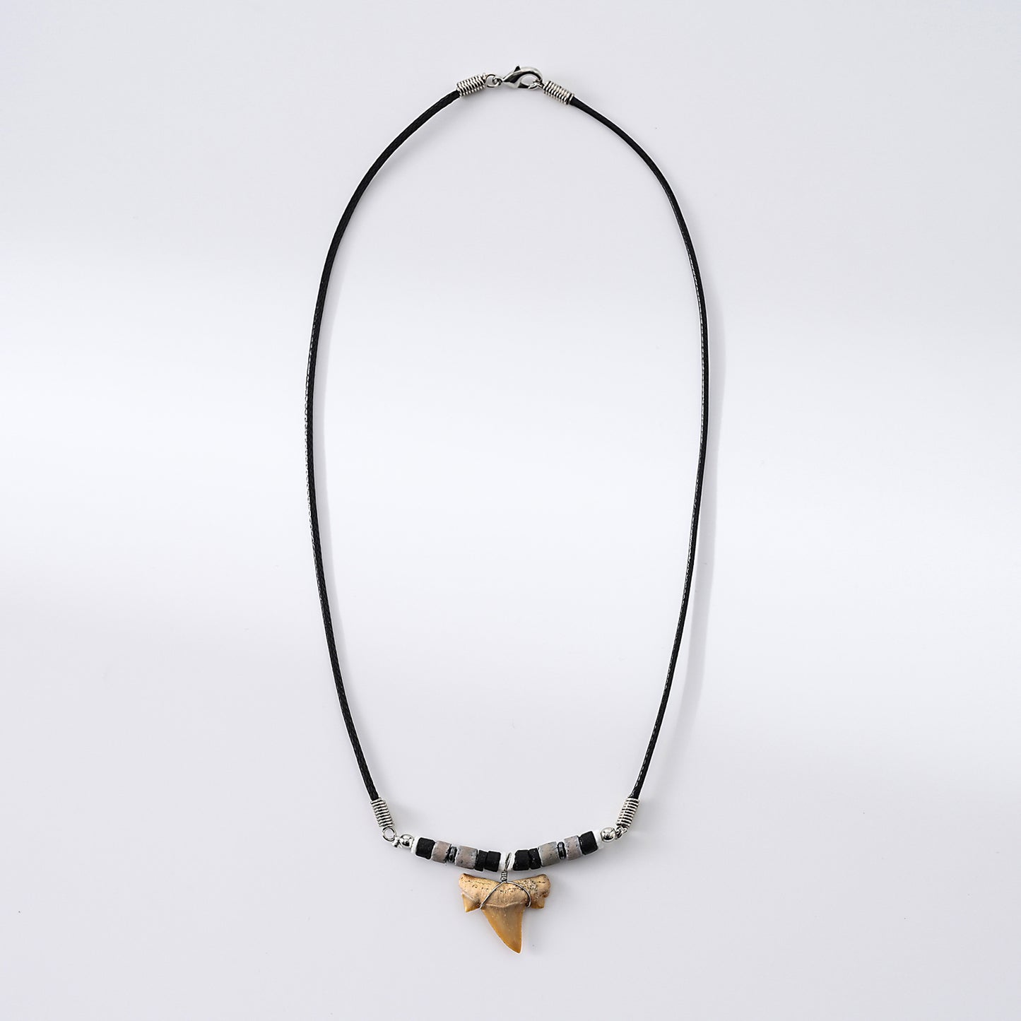 1pc Men's Adventure Style Necklace, Real Shark Tooth & Mixed Beads, Black Cord Chain, Everyday/Outdoor/Casual Gift Accessory