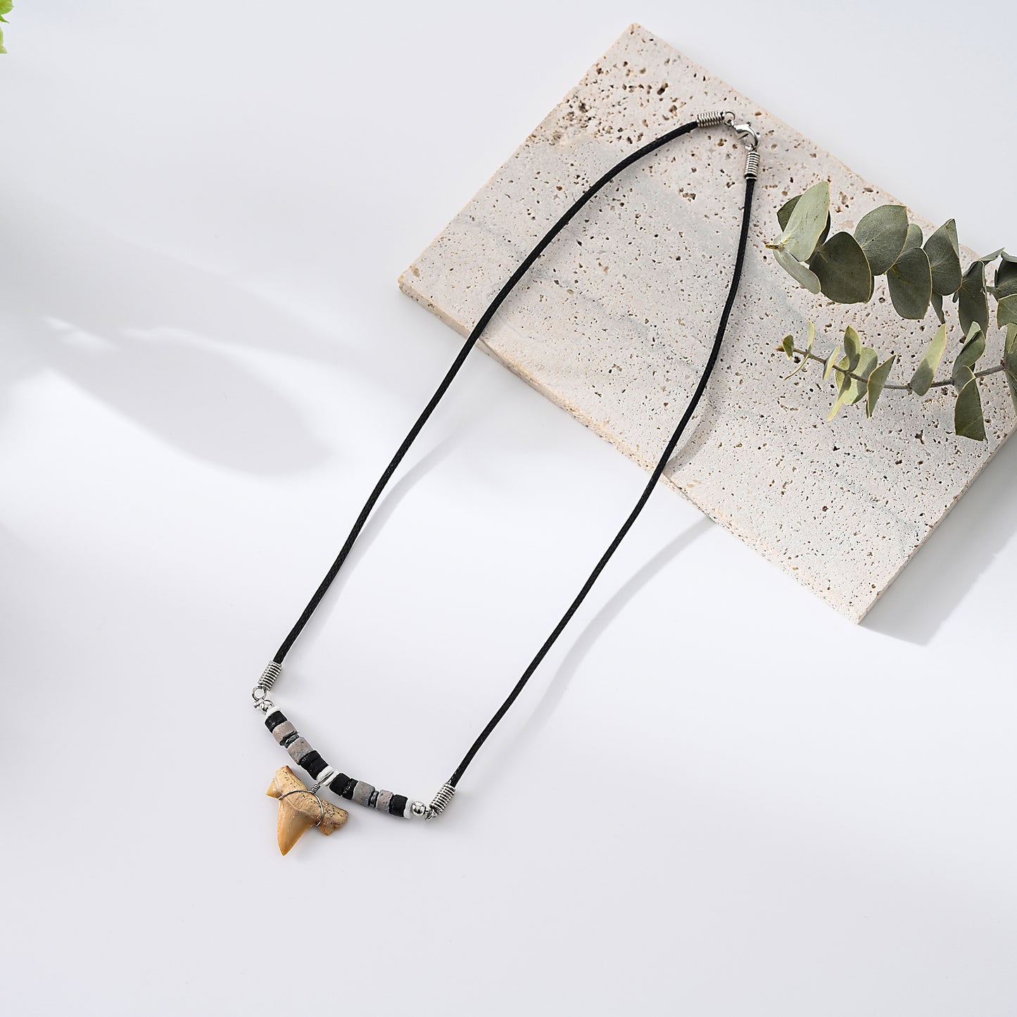 1pc Men's Adventure Style Necklace, Real Shark Tooth & Mixed Beads, Black Cord Chain, Everyday/Outdoor/Casual Gift Accessory
