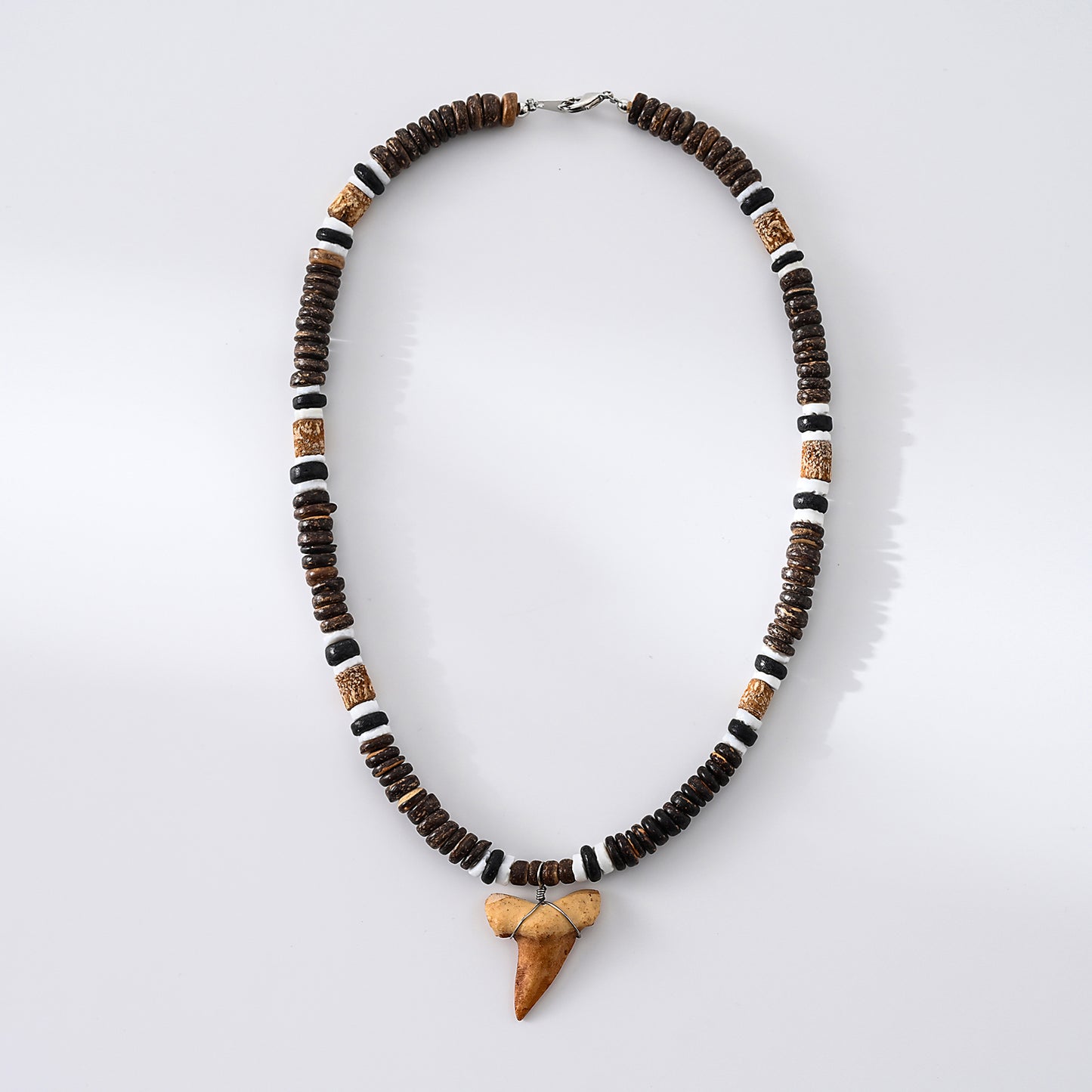 1pc Faux Shark Tooth & Natural Coco Combo Beads (Black/White/Brown), Silver Accents, Unisex Summer Vacation/Beach Party/Casual Gift