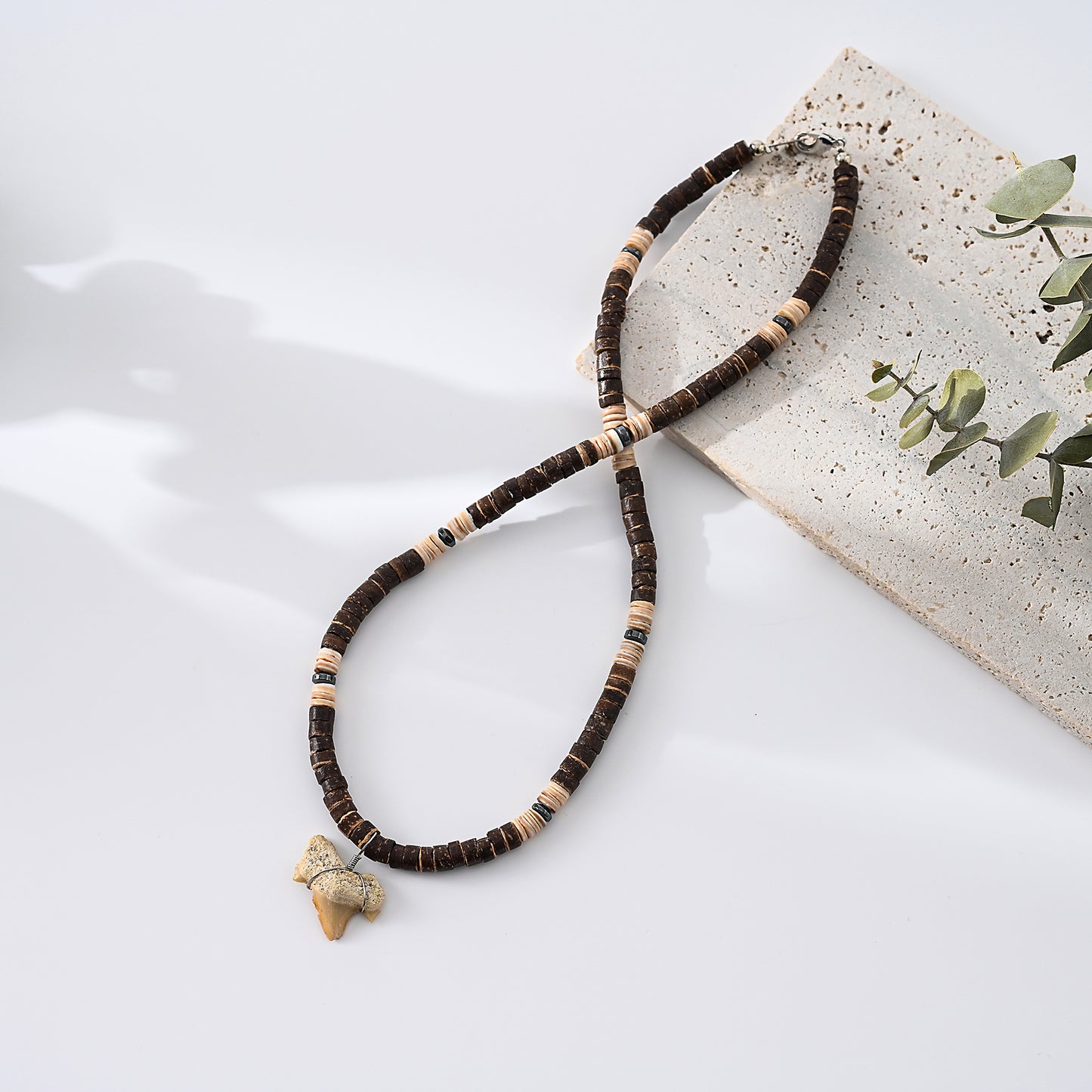 1pc Boho Beach Necklace, Brown Coconut Shell Beads & Shark Tooth, Silver-Accented Carved Beads, Unisex Summer Vacation/Beach Party/Casual Gift