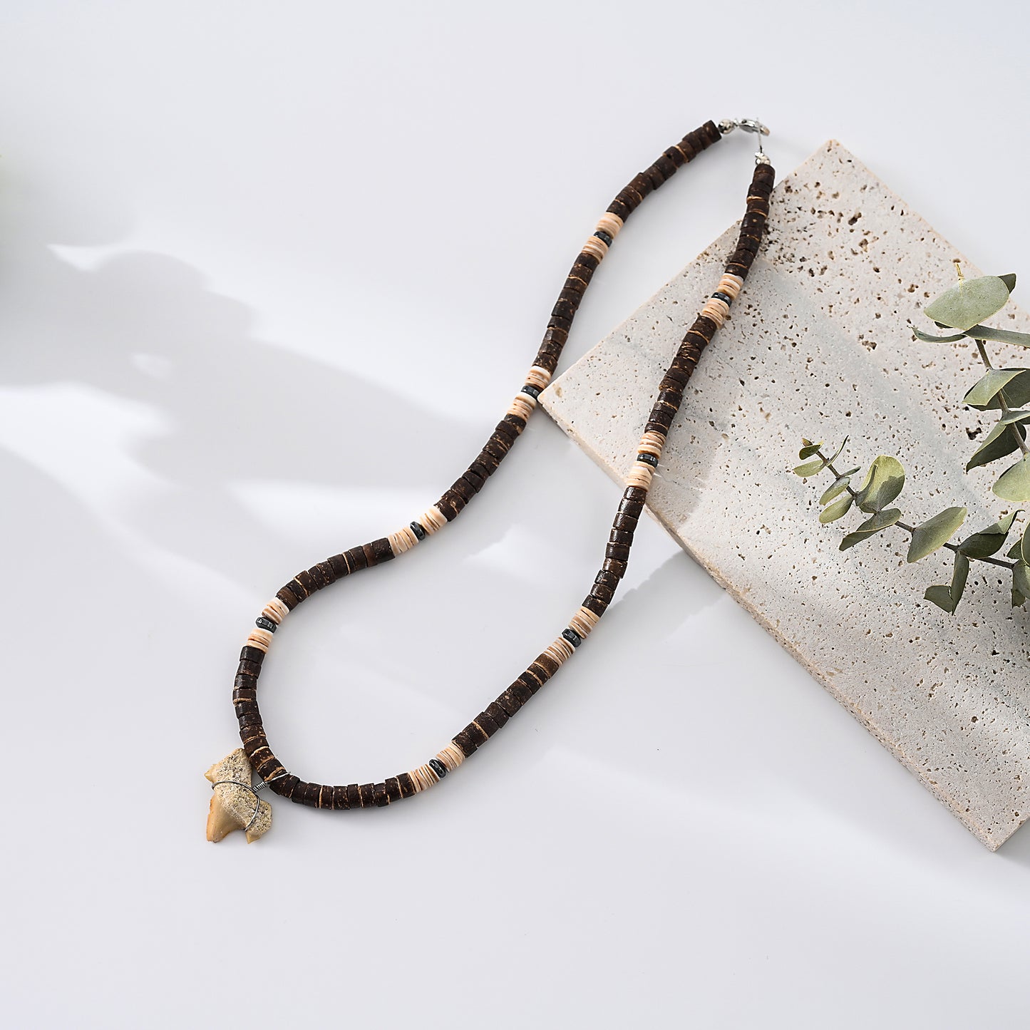 1pc Boho Beach Necklace, Brown Coconut Shell Beads & Shark Tooth, Silver-Accented Carved Beads, Unisex Summer Vacation/Beach Party/Casual Gift