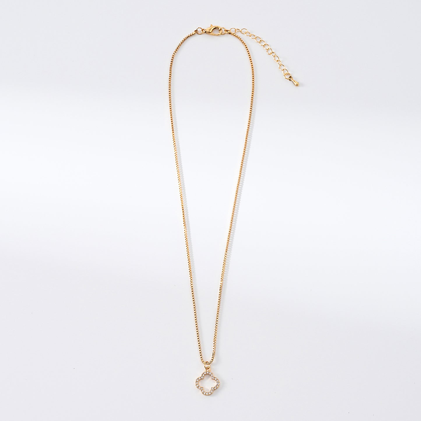 1pc Elegant Gold-Plated Necklace, Diamond-Encrusted Clover Pendant, Square Chain, Women's Valentine's Day/Anniversary/Formal Event Gift