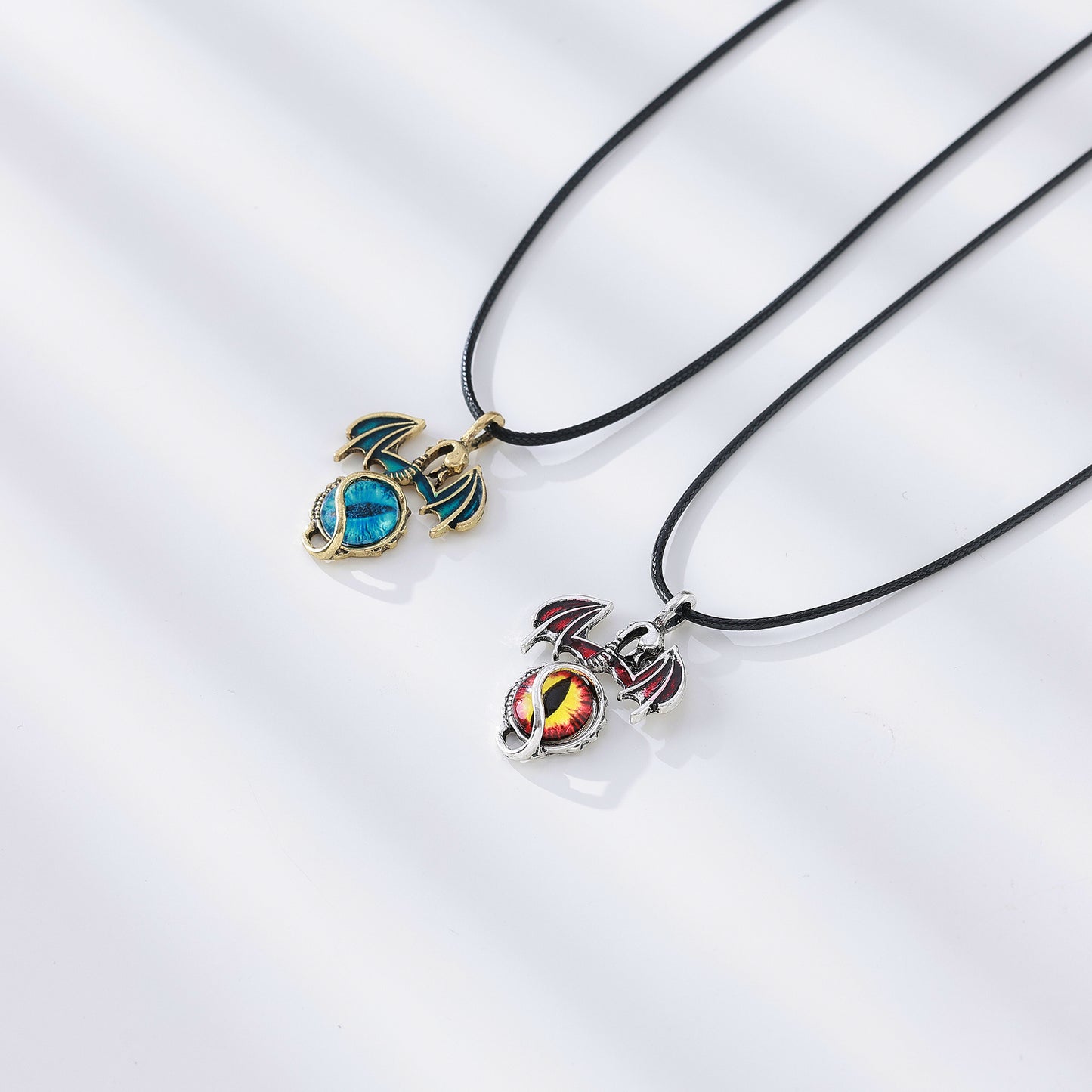 Dragon & Eye Pendant Necklace – Assorted Silver & Gold Tones, Gothic & Mythical Jewelry with Iridescent Blue & Fiery Red Eyes, Stylish Accessories for Men & Women