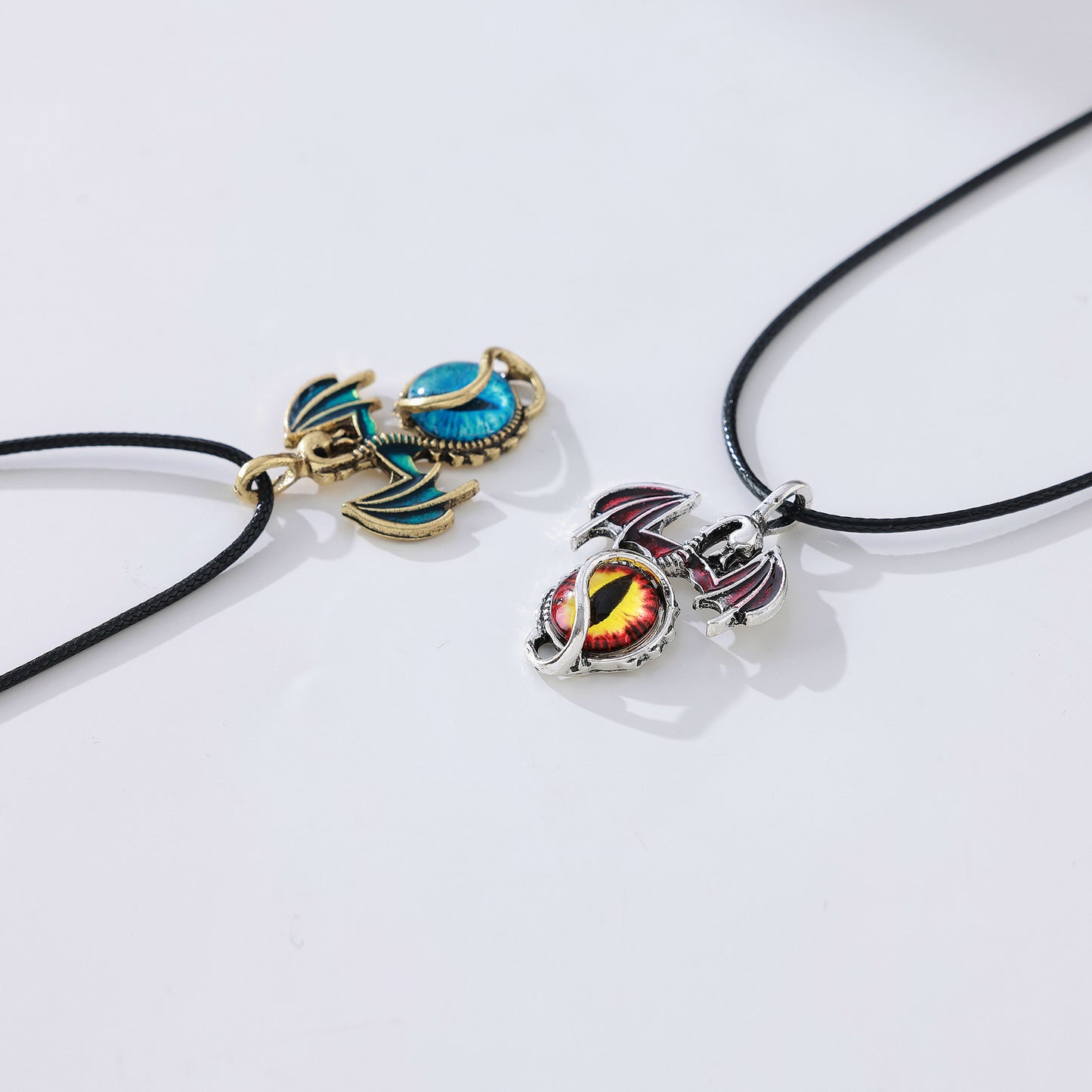 Dragon & Eye Pendant Necklace – Assorted Silver & Gold Tones, Gothic & Mythical Jewelry with Iridescent Blue & Fiery Red Eyes, Stylish Accessories for Men & Women