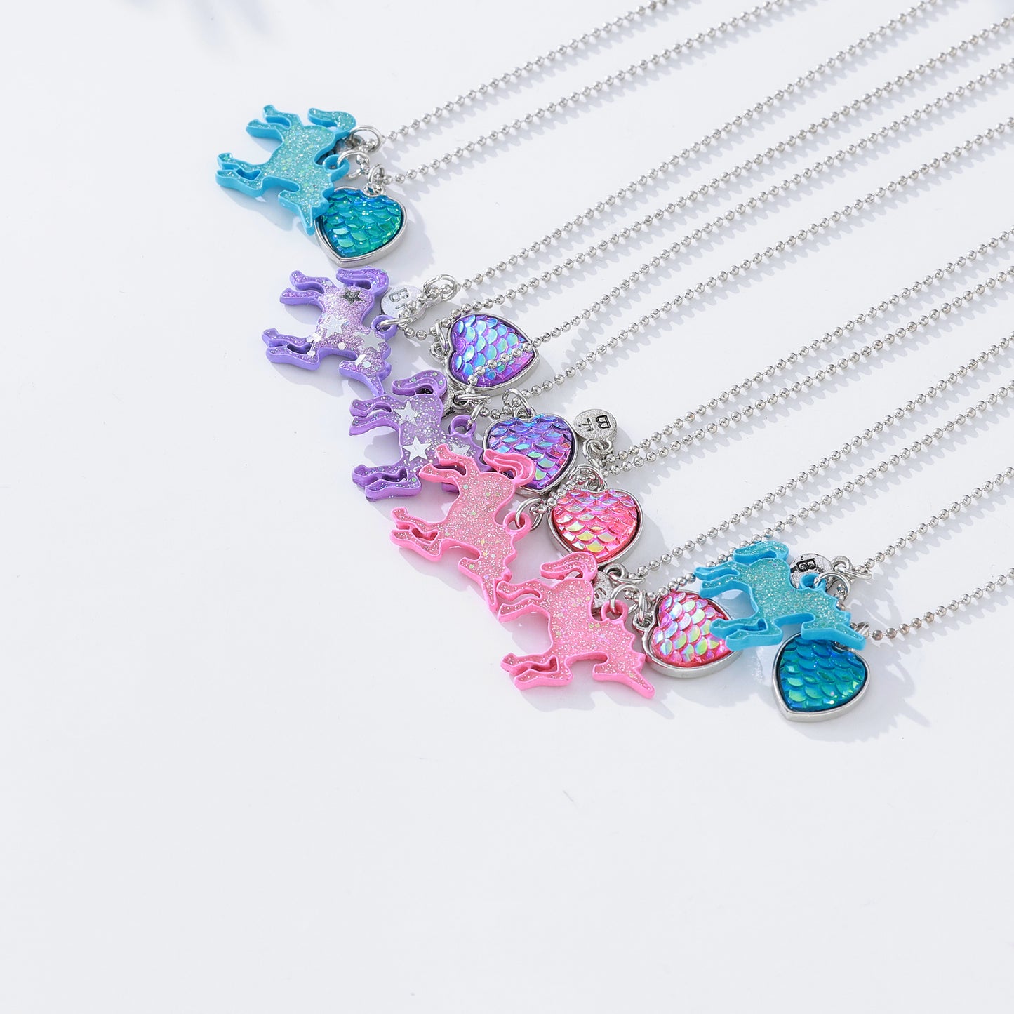 Glitter Unicorn Best Friend Necklace Set - Holographic Glitter & Heart Charms, Iridescent Unicorn Pendants on Silver Chain, Matching Jewelry for Teens, Kids & Best Friends
