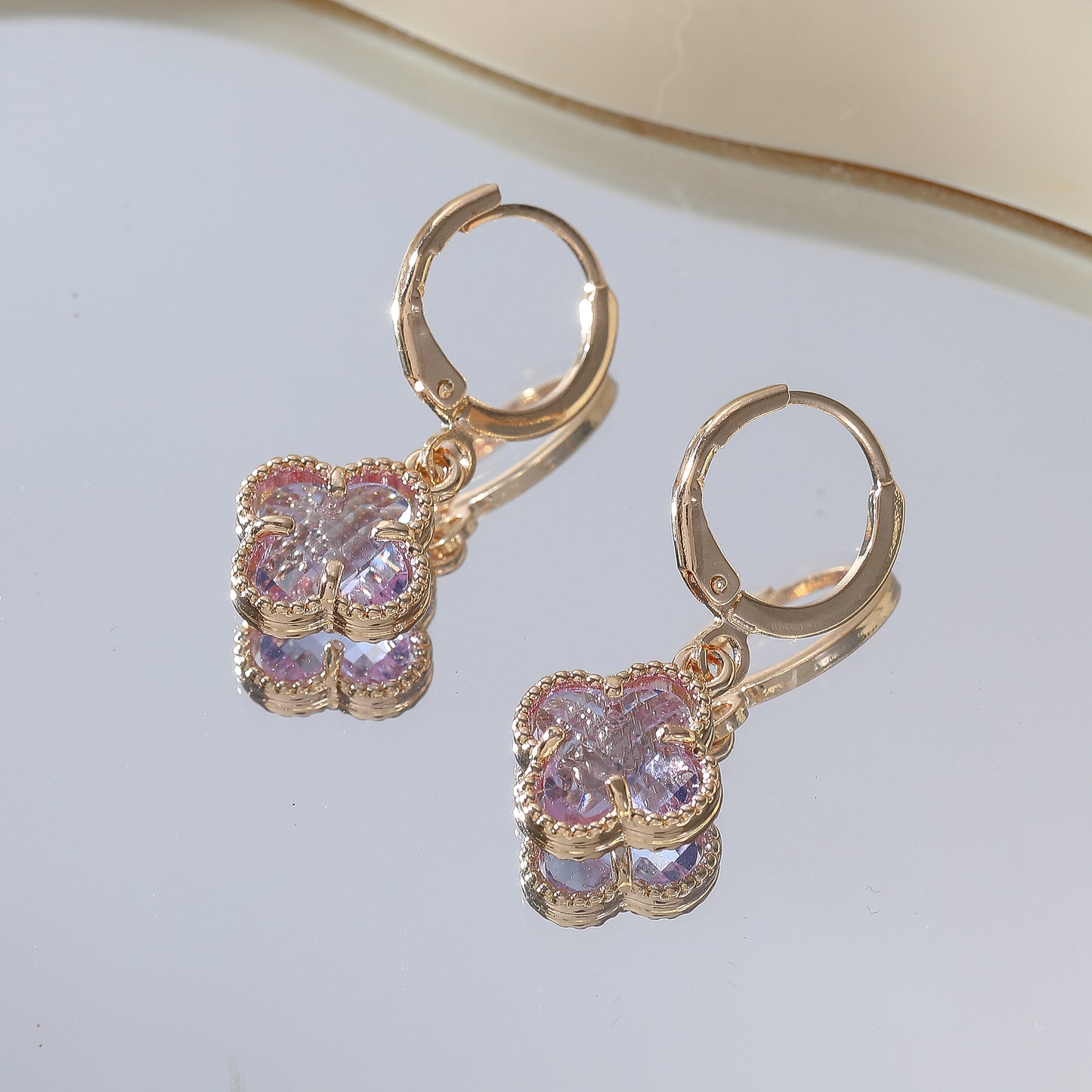 Sparkling Crystal Clover Drop Earrings – Gold-Plated Elegance