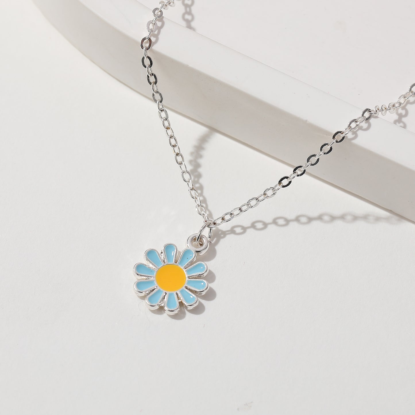 Vibrant Daisy Charm Anklet with Silver Chain - Colorful Summer Jewelry for Women