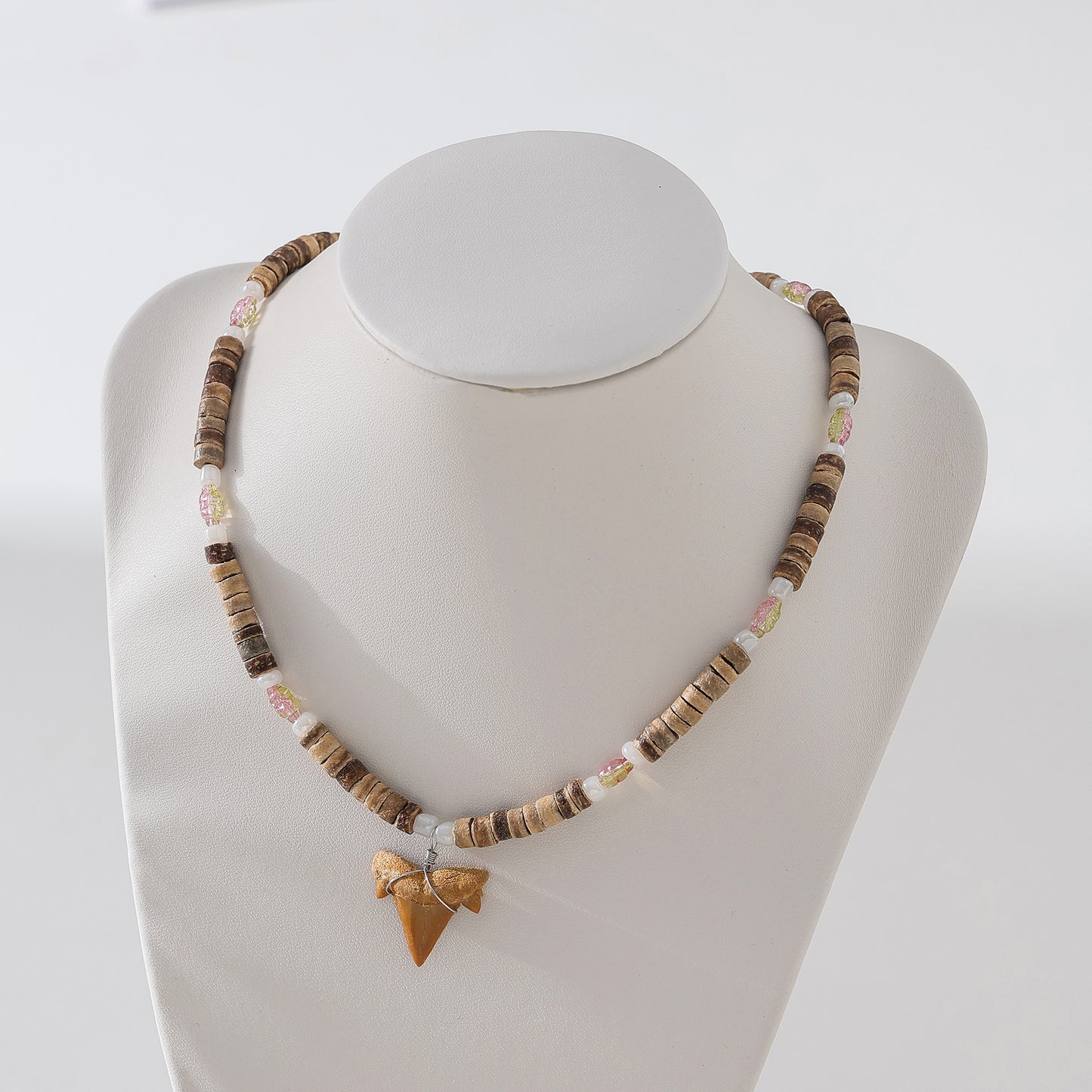 Ocean - Inspired Shark Tooth Necklace with Hand - Crafted Beads: A Touch of the Wild