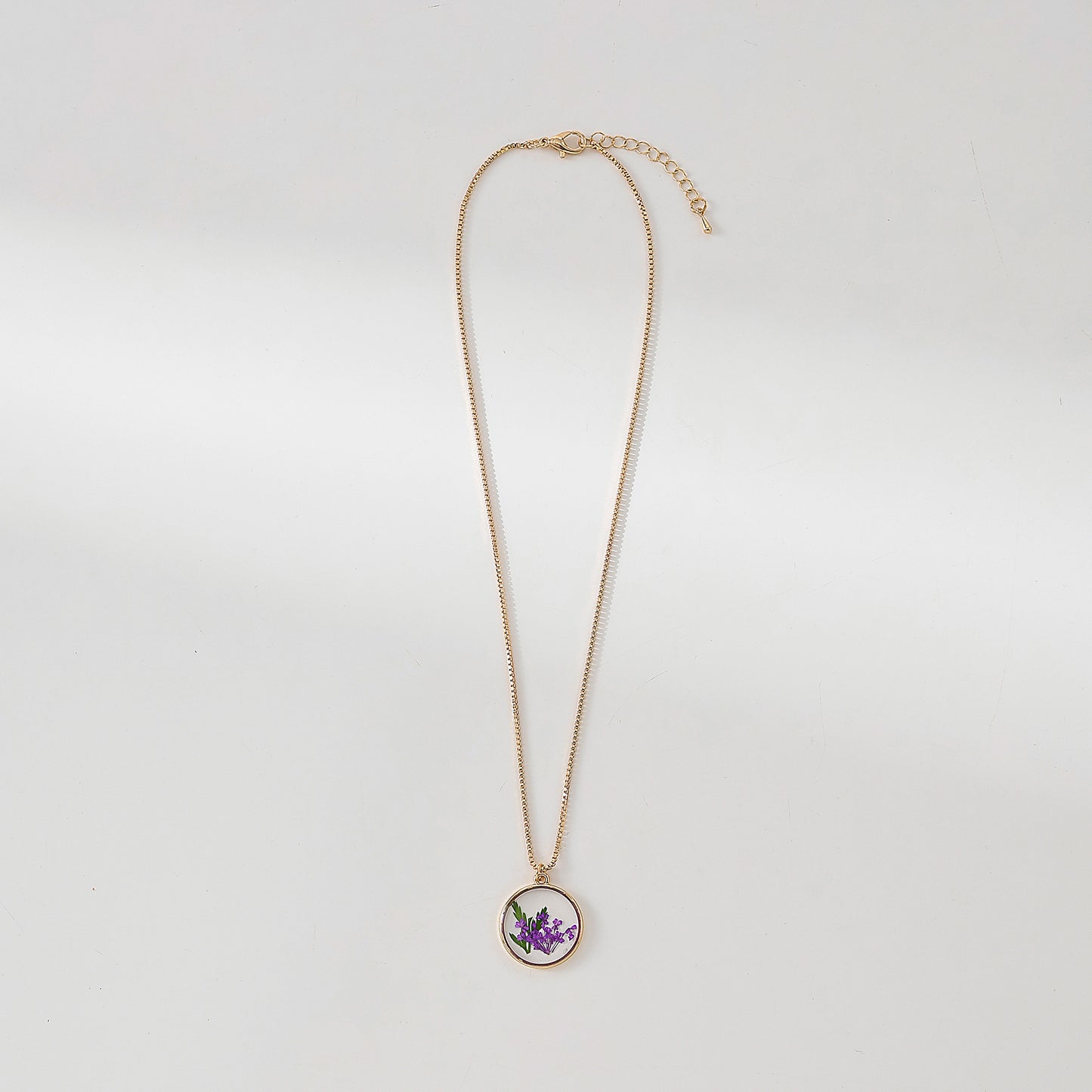 pressed flowers on golden chain Necklace