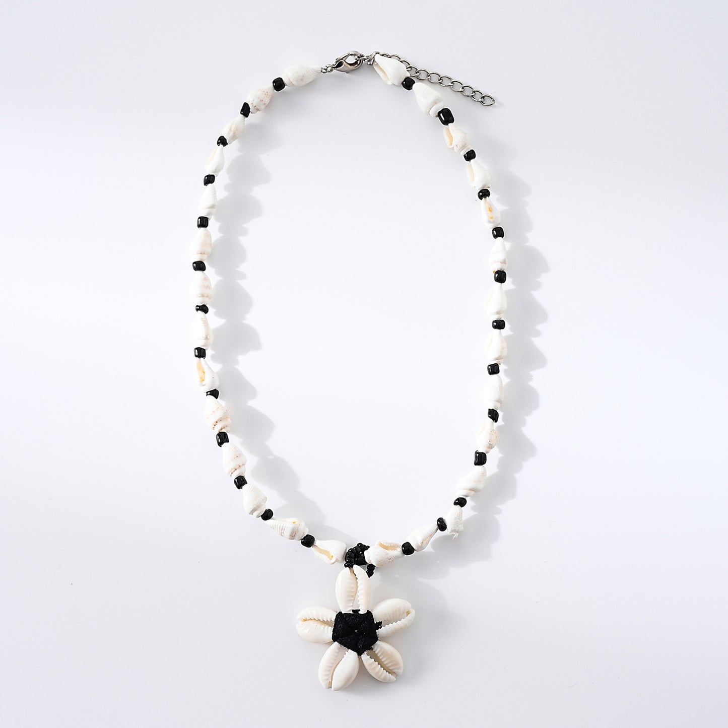 1pc Elegant Women's Cowrie Shell Necklace with Floral Design - Mother's Day/Beach Vacation Accessory