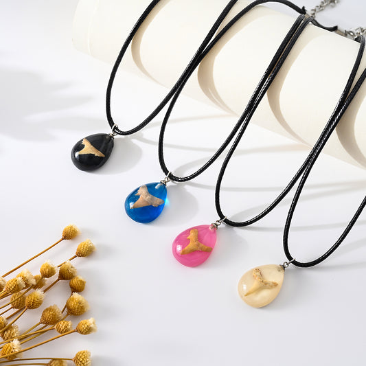 1pc Unisex Trendy Resin Shark - Tooth Pendant Necklace, Modern Minimalist Style with Assorted Resin Colors, Black Cord Chain, Versatile Jewelry for Daily Wear, Ideal for Any Occasion