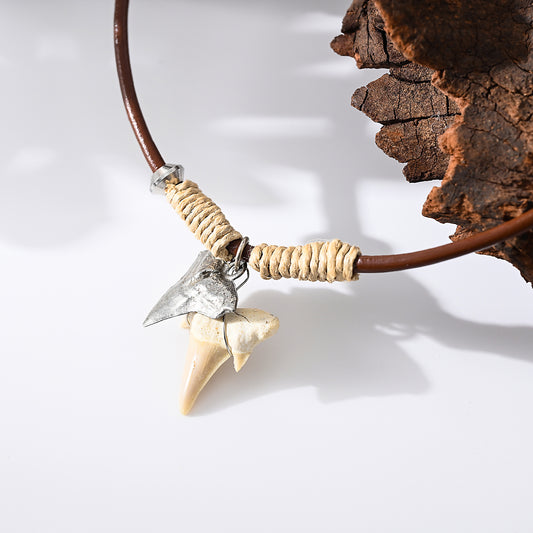 1pc Nautical Men's Necklace, Genuine Shark Tooth & Silver Star Charm, Brown Leather Cord, Summer Beach Party/Casual Gift