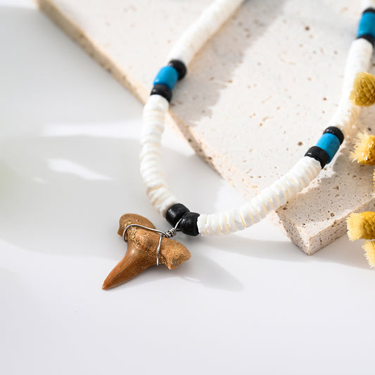 1pc Unisex Bohemian Style Shark Tooth Necklace with White Shell & Blue/Black Beads - Coastal Beach Jewelry for Summer Vacation/Beach Party Gift