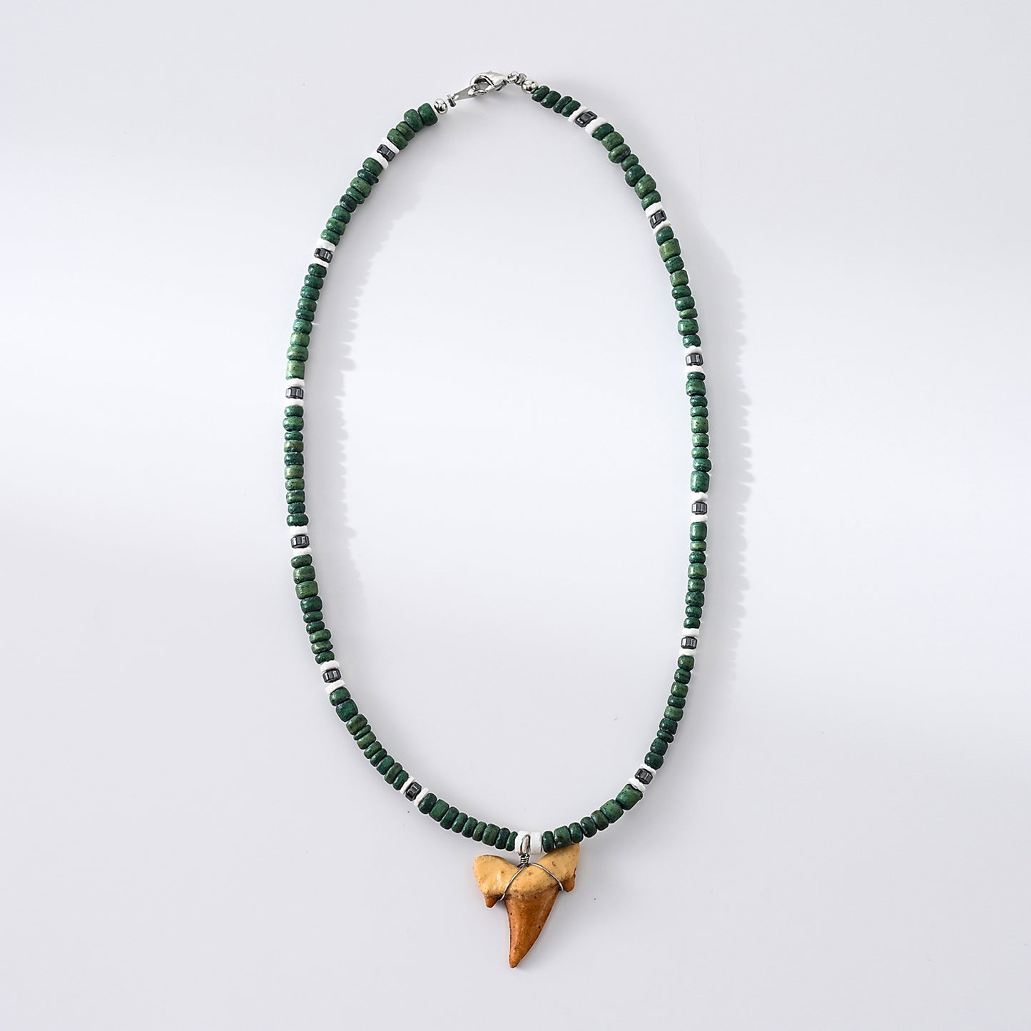 1pc Boho Beach Necklace, Faux Shark Tooth & Colorful Beads (Blue/Red/Green/Turquoise), Silver Accents, Unisex Summer Vacation/Pool Party/Festival Accessory